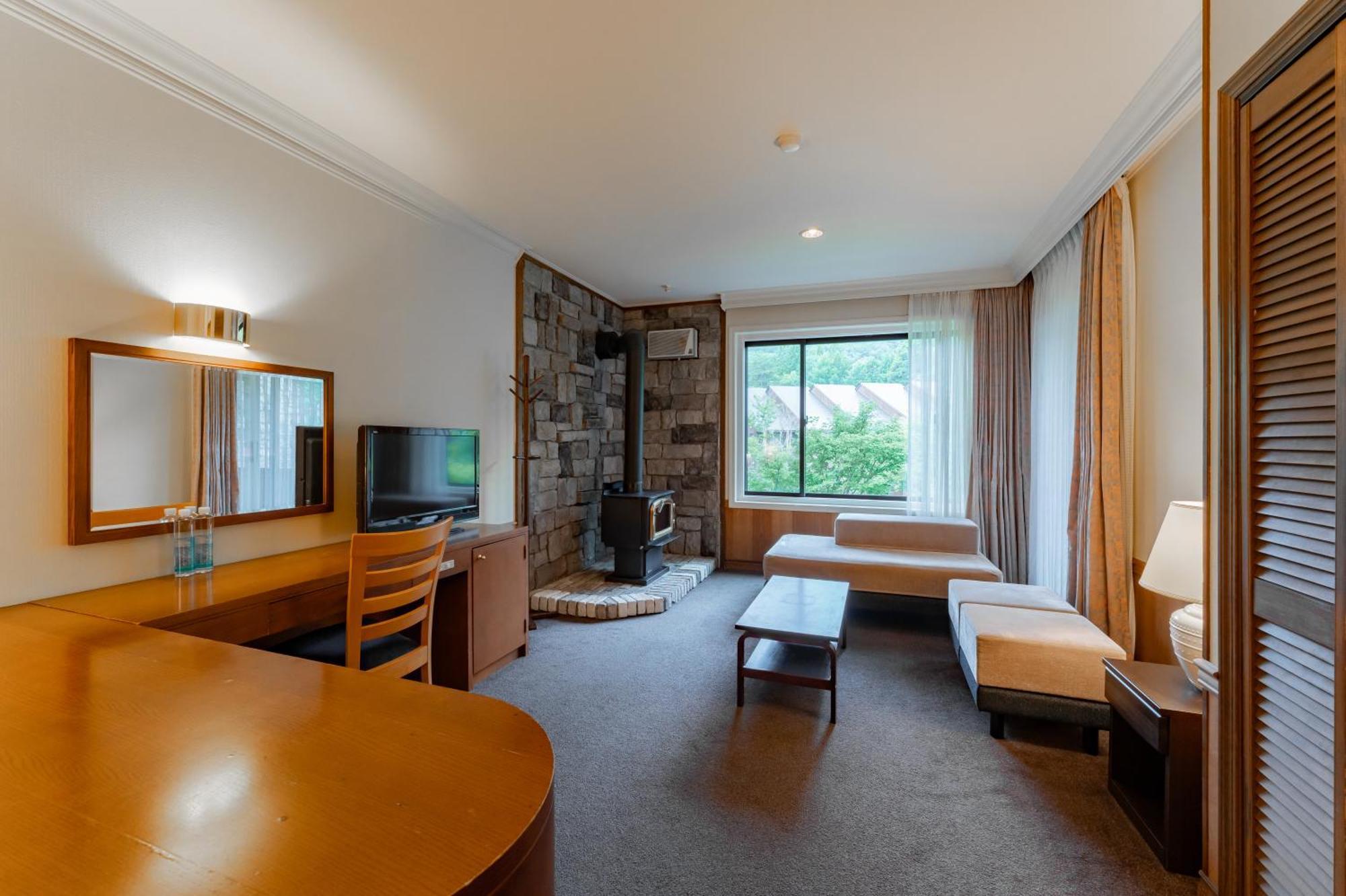 Hotel Sierra Resort Hakuba Bagian luar foto